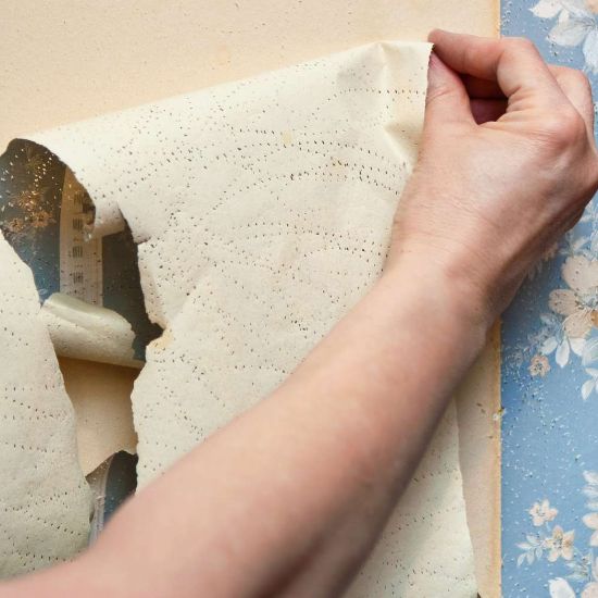 Office wallpaper removal Dubai