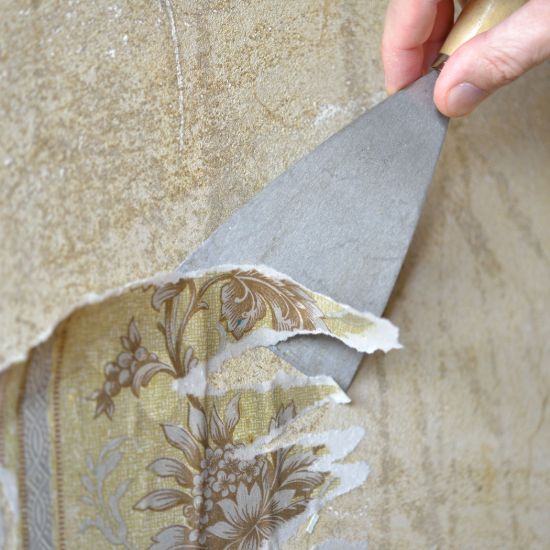 Professional wallpaper removal UAE